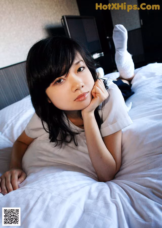 Kogal Rui - Hunt Interracial Gangbang